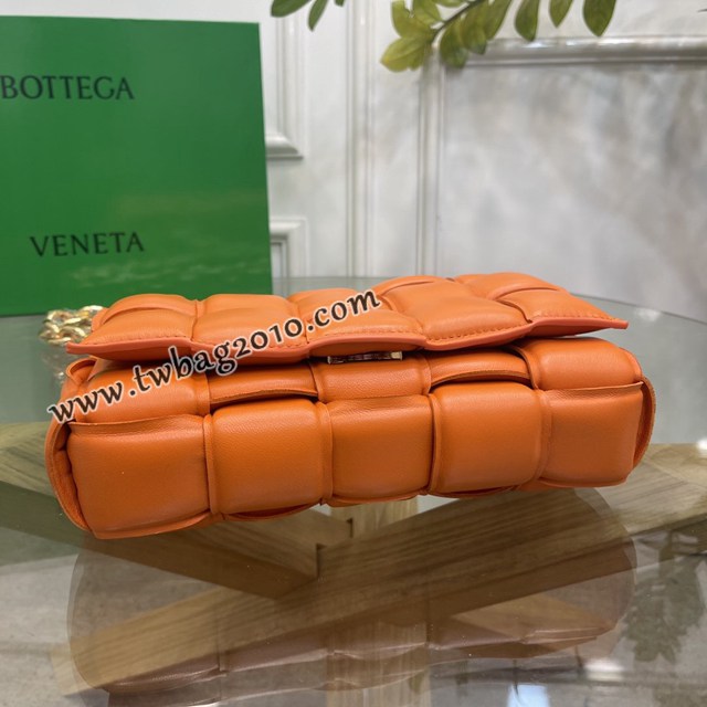 Bottega veneta高端女包 96008橙色 寶緹嘉新款枕頭鏈條包 BV經典款單肩斜挎手提女包  gxz1232